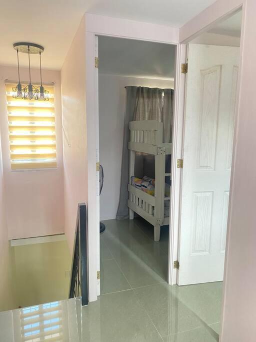 2 Bedroom Townhouse In Bacolod City Eksteriør bilde