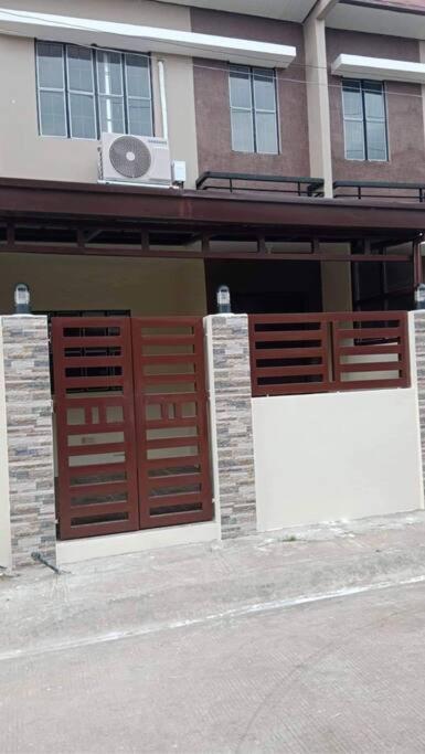 2 Bedroom Townhouse In Bacolod City Eksteriør bilde