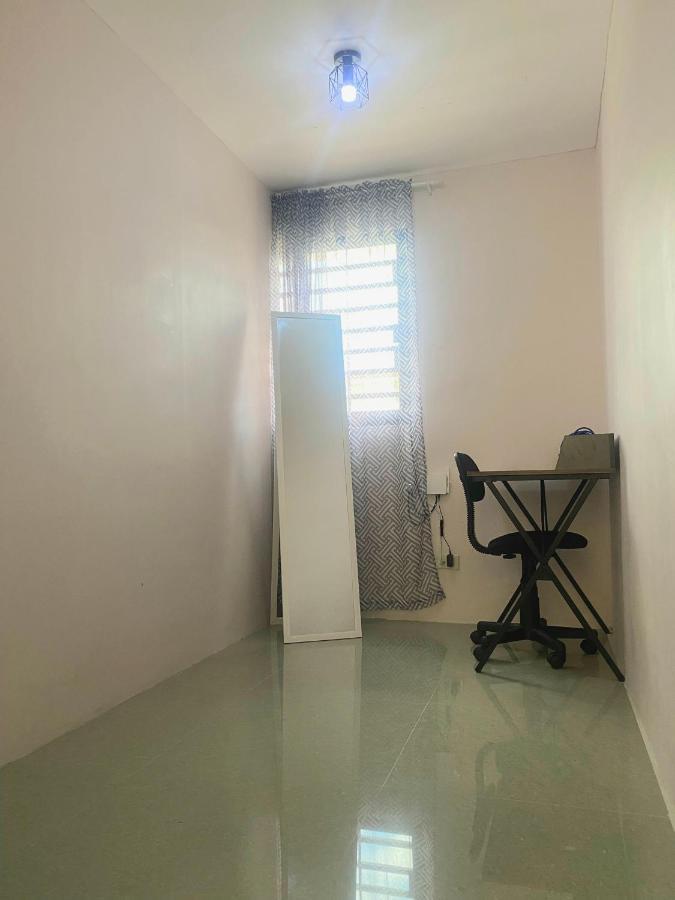 2 Bedroom Townhouse In Bacolod City Eksteriør bilde